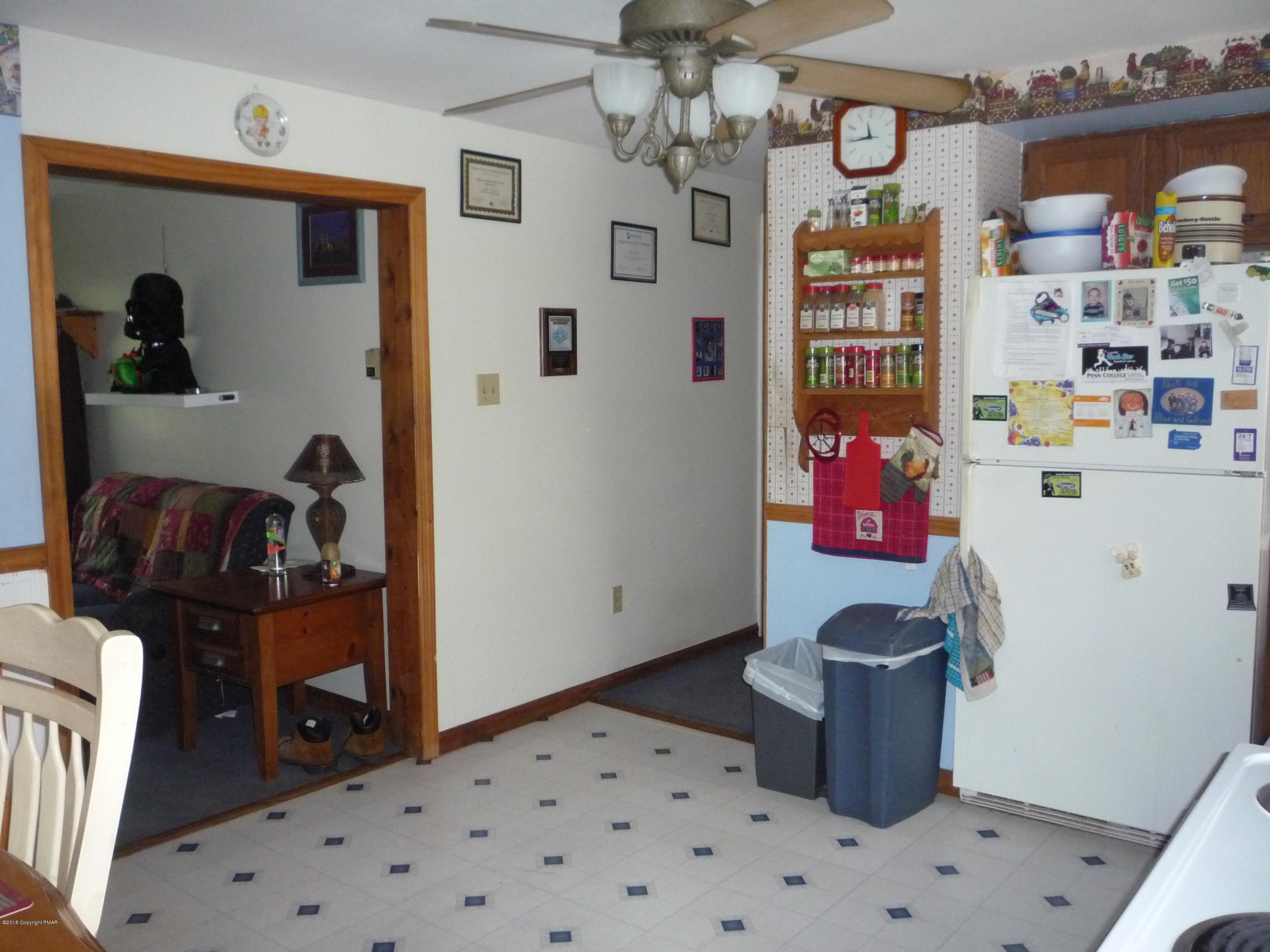310 Shady Court Bushkill, PA 18324 - Photo 5 of 13 Kitchen