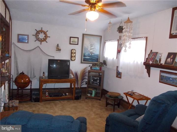 70 Harrow Road Levittown, PA 19056 - Photo 9 of 25 Family Room