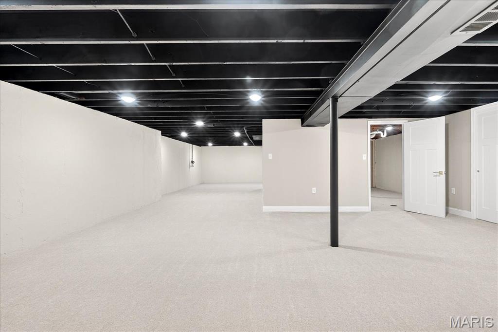 44 Riviera Court St. Louis, MO 63146 - Photo 16 of 23