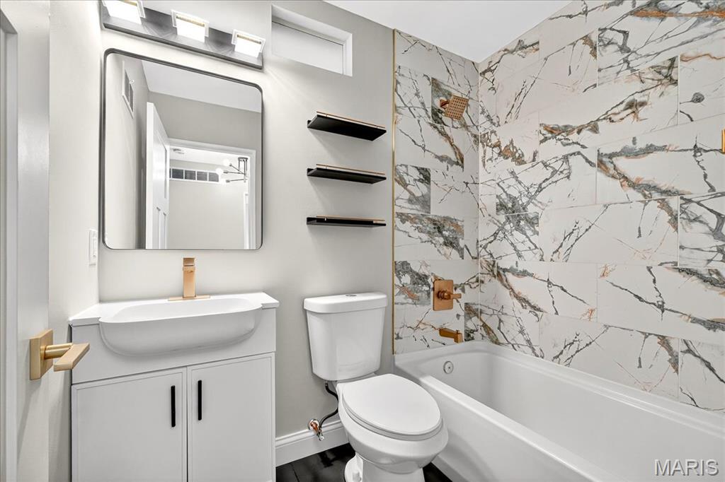 44 Riviera Court St. Louis, MO 63146 - Photo 10 of 23