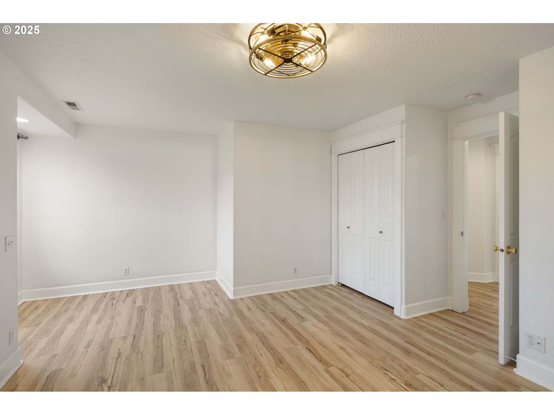 6808 Moses Pass Springfield, OR 97478 - Photo 23 of 37 a view of an empty room