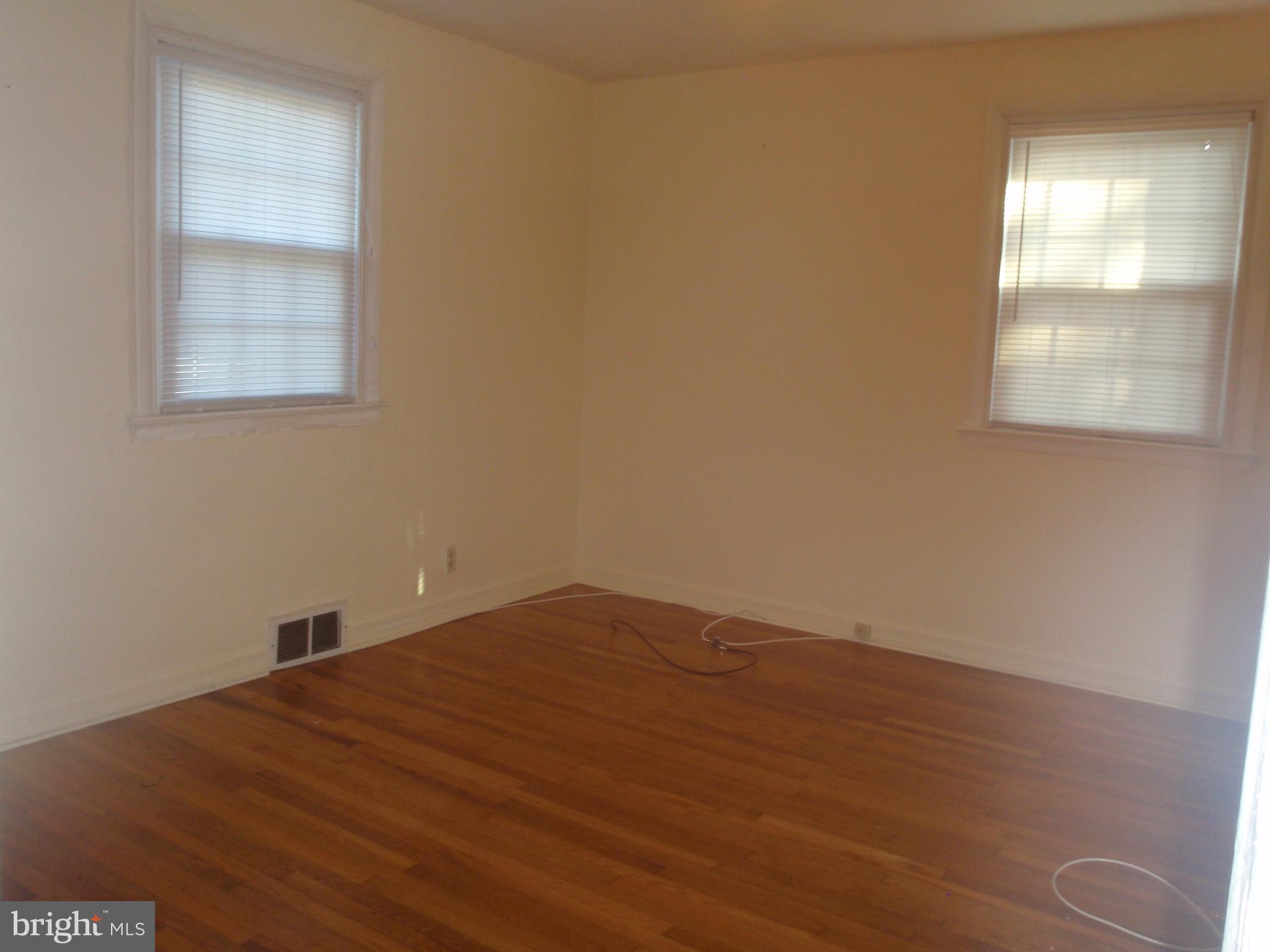 100 Moore Road Wallingford, PA 19086 - Photo 7 of 14 1st floor bedroom w/closet