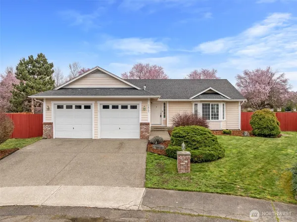 $500,000 | 14721 147th Street East, Orting, WA 98360