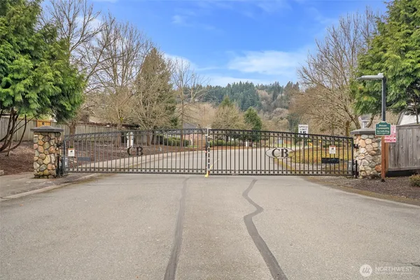 $500,000 | 14721 147th Street East, Orting, WA 98360