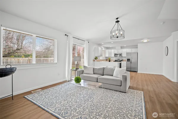 $500,000 | 14721 147th Street East, Orting, WA 98360