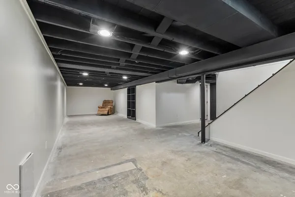 $399,999 | 1718 Tulip Drive, Indianapolis, IN 46227