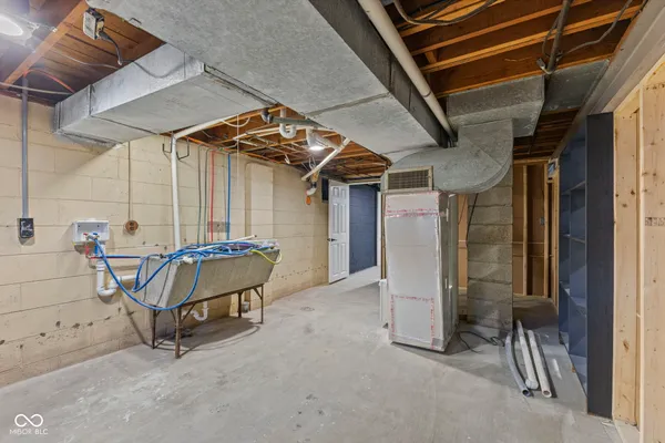 $399,999 | 1718 Tulip Drive, Indianapolis, IN 46227