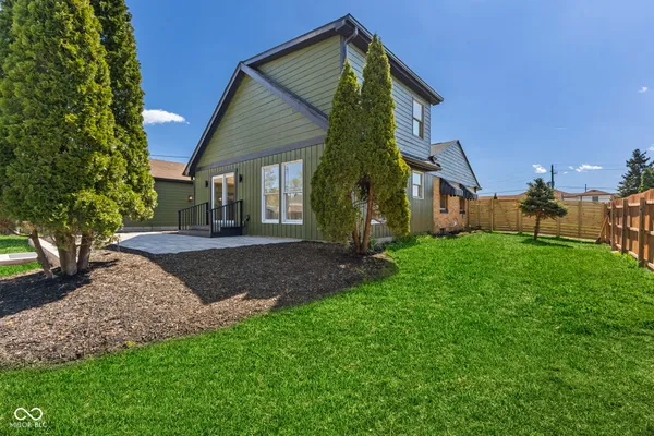 $399,999 | 1718 Tulip Drive, Indianapolis, IN 46227