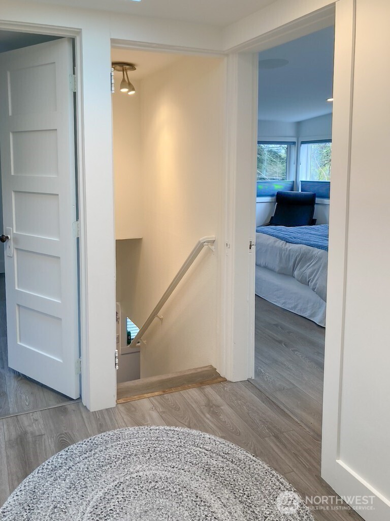 3943 South Orcas Street Seattle, WA 98118 - Photo 9 of 22