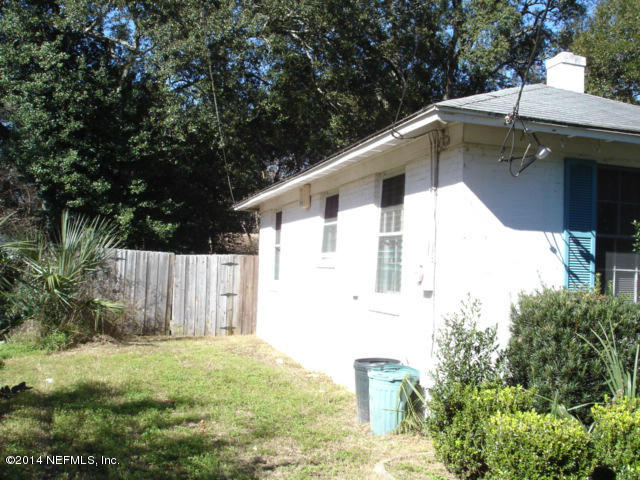 2040 Taunton Road Jacksonville, FL 32207 - Photo 3 of 14 Side2