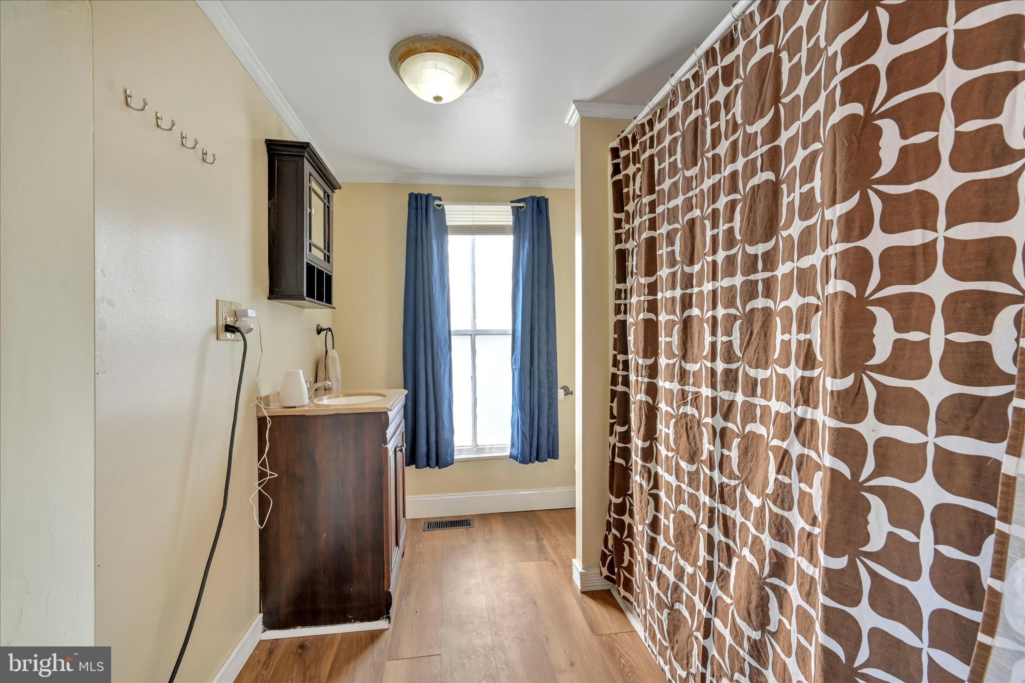 39 South 4th Street Denver, PA 17517 - Photo 25 of 34 Bathroom