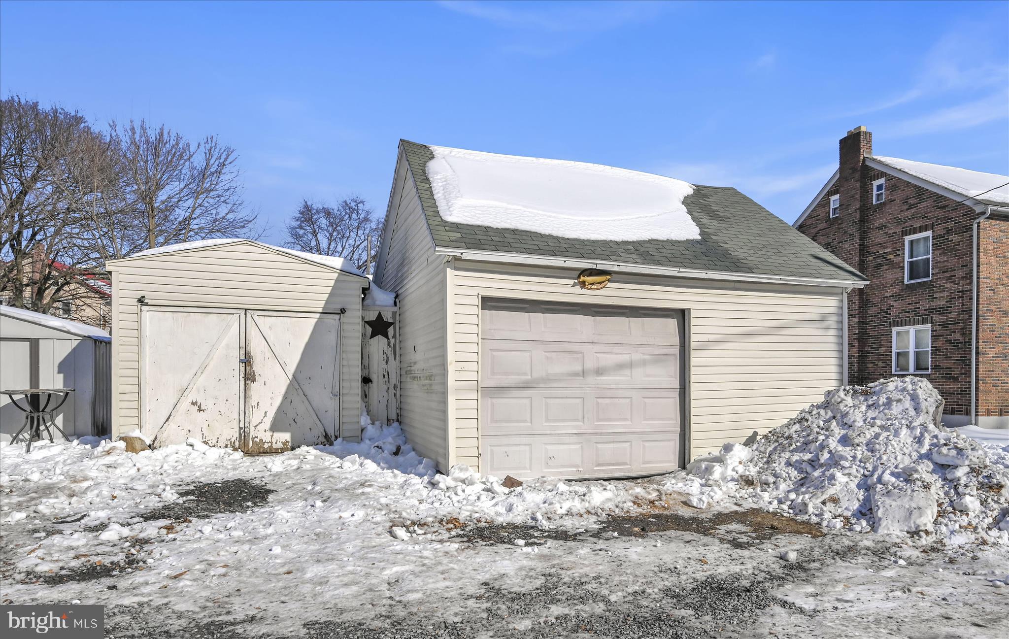 39 South 4th Street Denver, PA 17517 - Photo 30 of 34 Garage