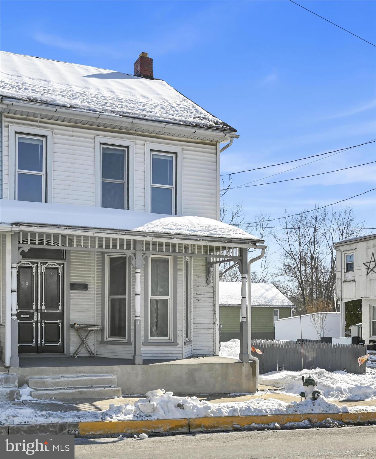39 South 4th Street Denver, PA 17517 - Photo 4 of 34 Exterior Front