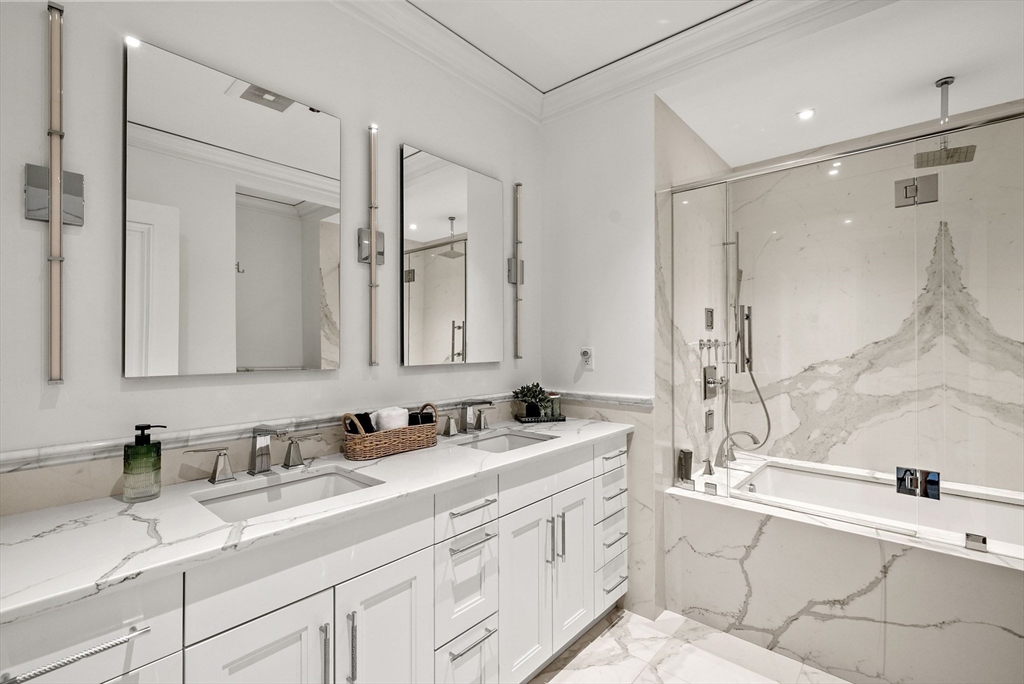 32 Derne Street, Unit 3A Boston, MA 02114 - Photo 17 of 34