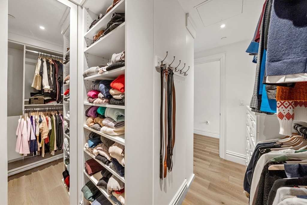 32 Derne Street, Unit 3A Boston, MA 02114 - Photo 20 of 34