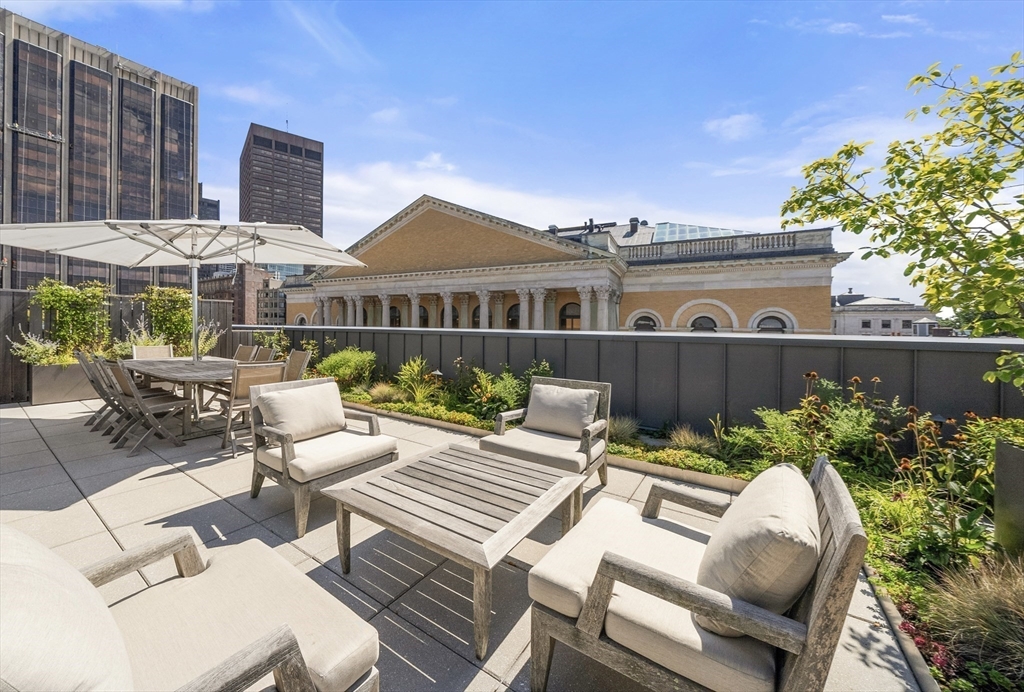 32 Derne Street, Unit 3A Boston, MA 02114 - Photo 26 of 34