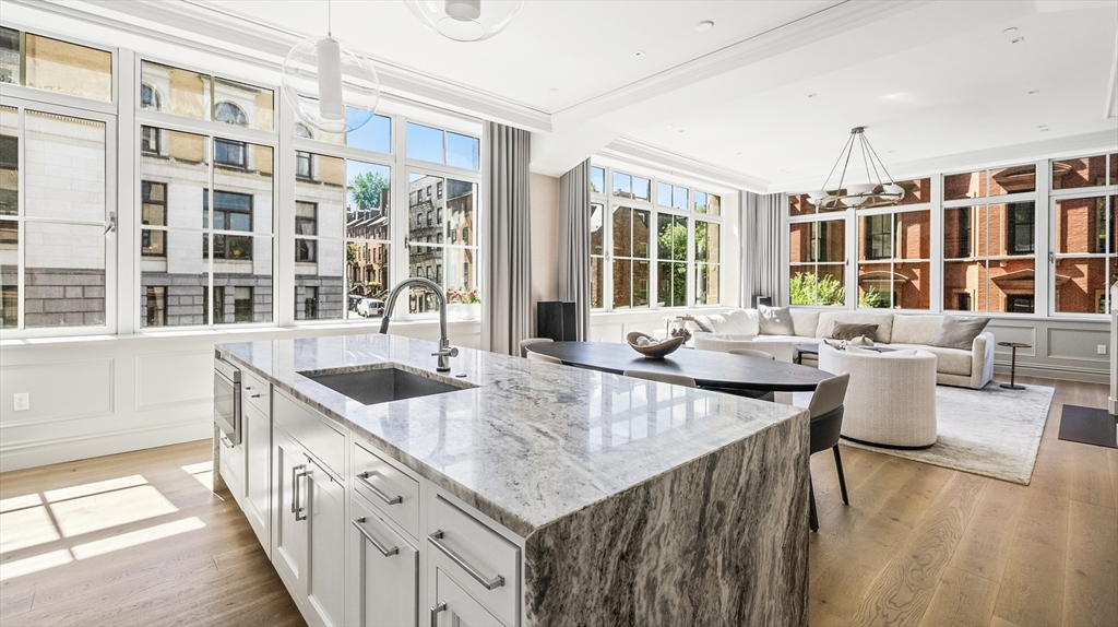 32 Derne Street, Unit 3A Boston, MA 02114 - Photo 3 of 34