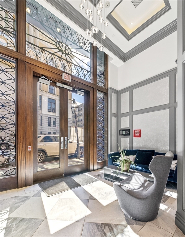 32 Derne Street, Unit 3A Boston, MA 02114 - Photo 32 of 34