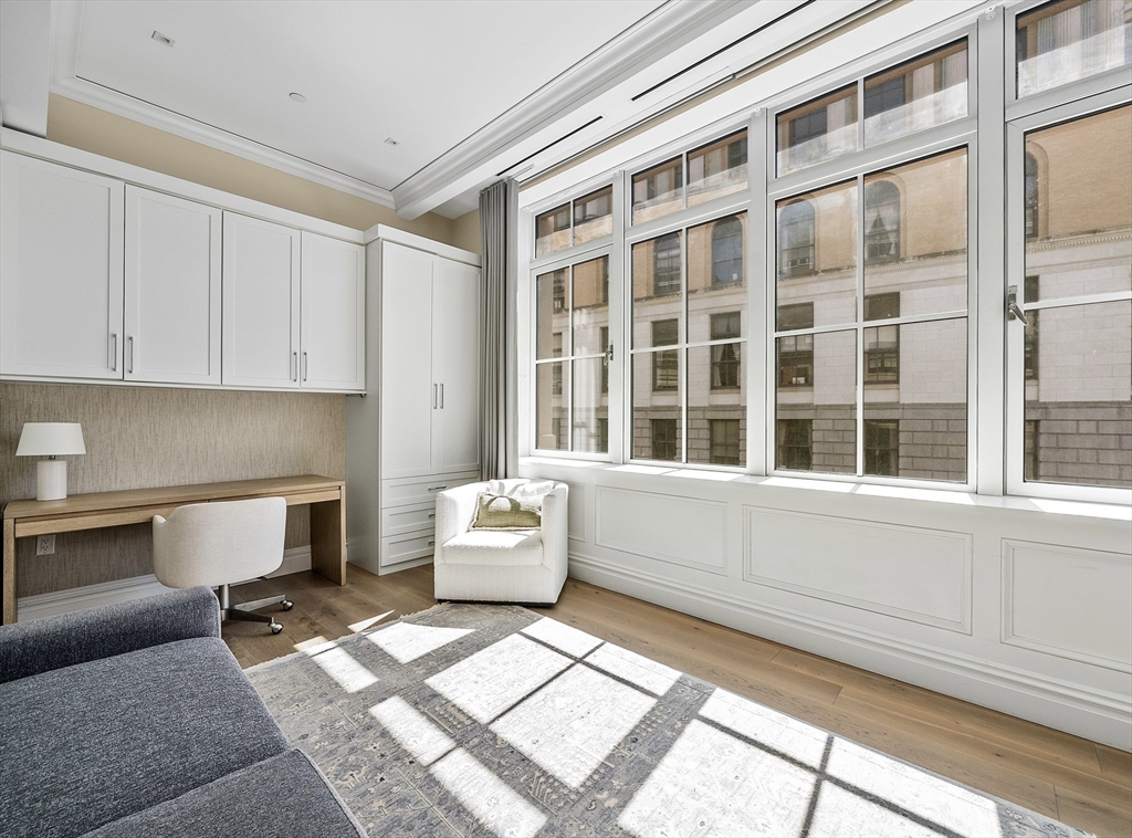 32 Derne Street, Unit 3A Boston, MA 02114 - Photo 10 of 34