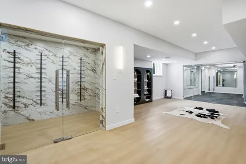 $5,295,000 | 1124 Savile Lane, McLean, VA 22101