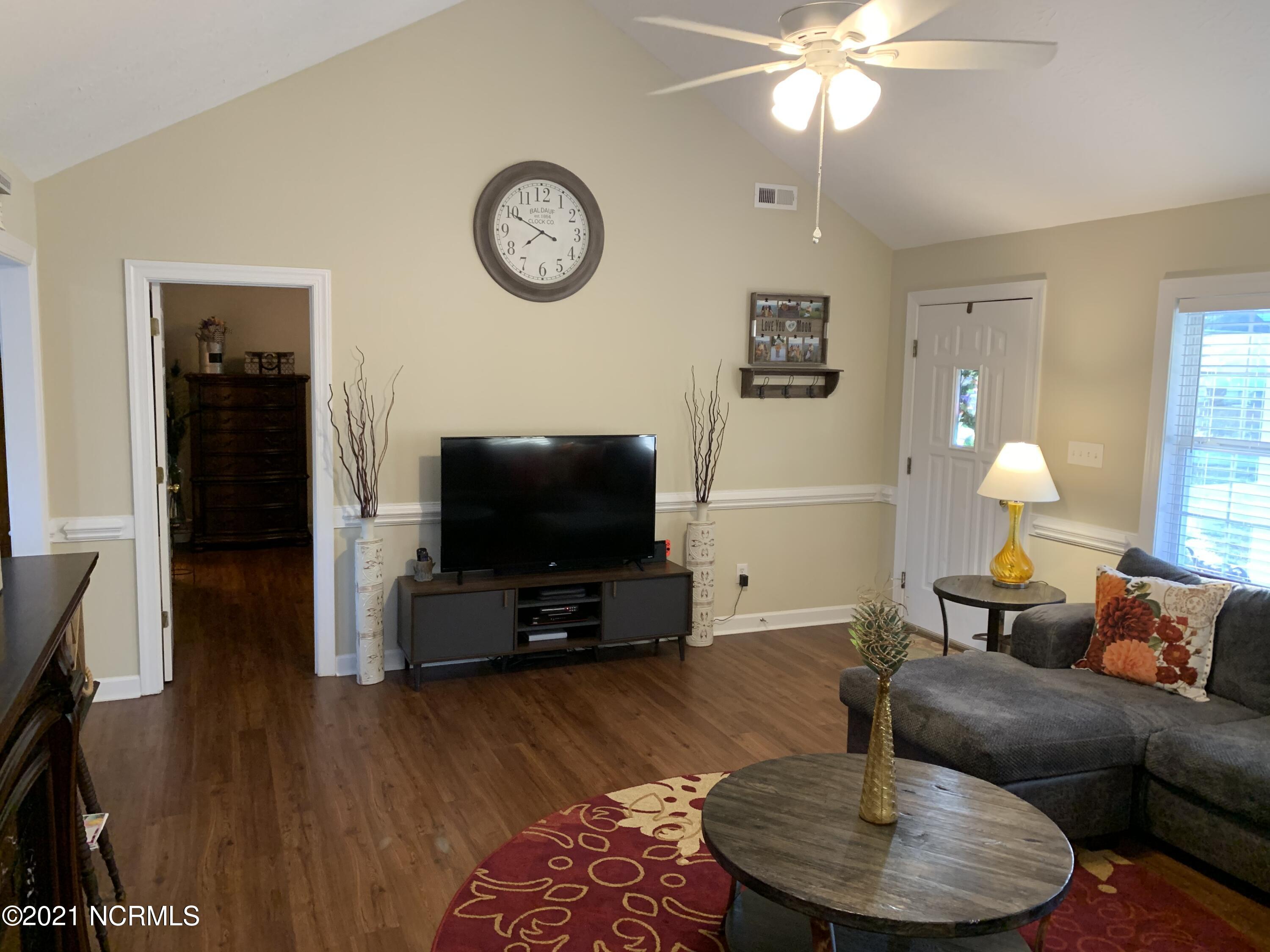763 Edgewood Road Southport, NC 28461 - Photo 5 of 21 IMG-0662