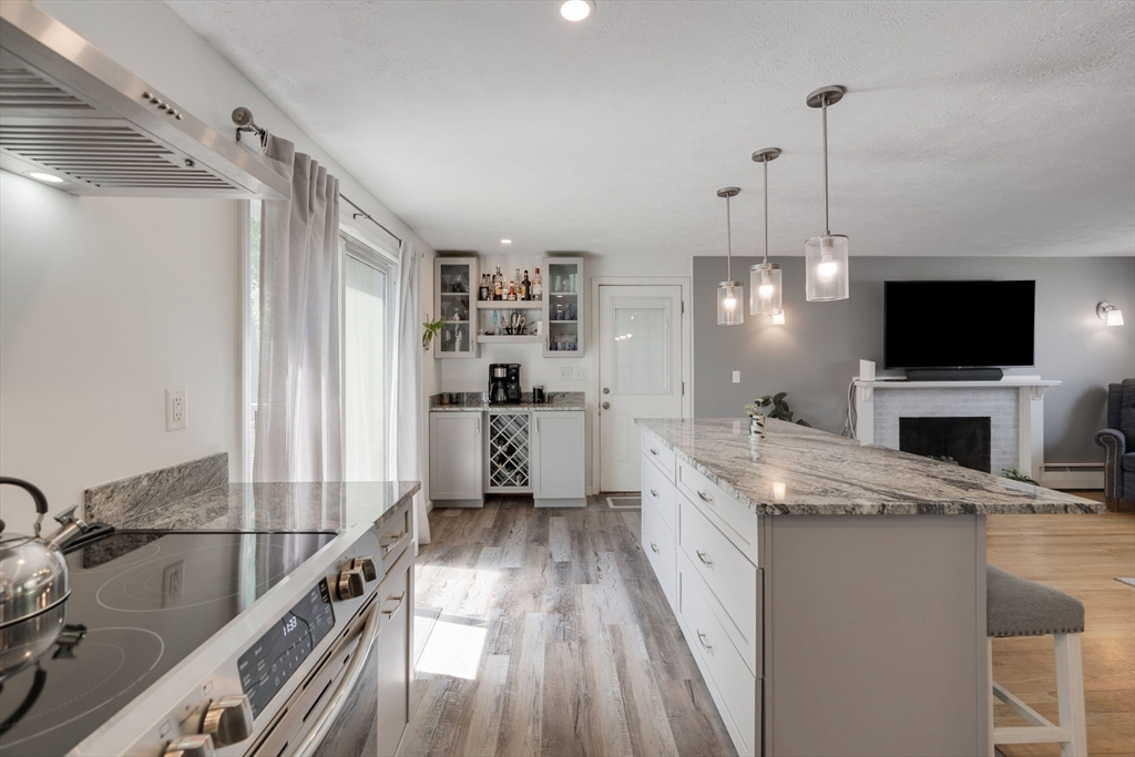 853 Sandwich Road Falmouth, MA 02536 - Photo 7 of 28 Gallery Image 7