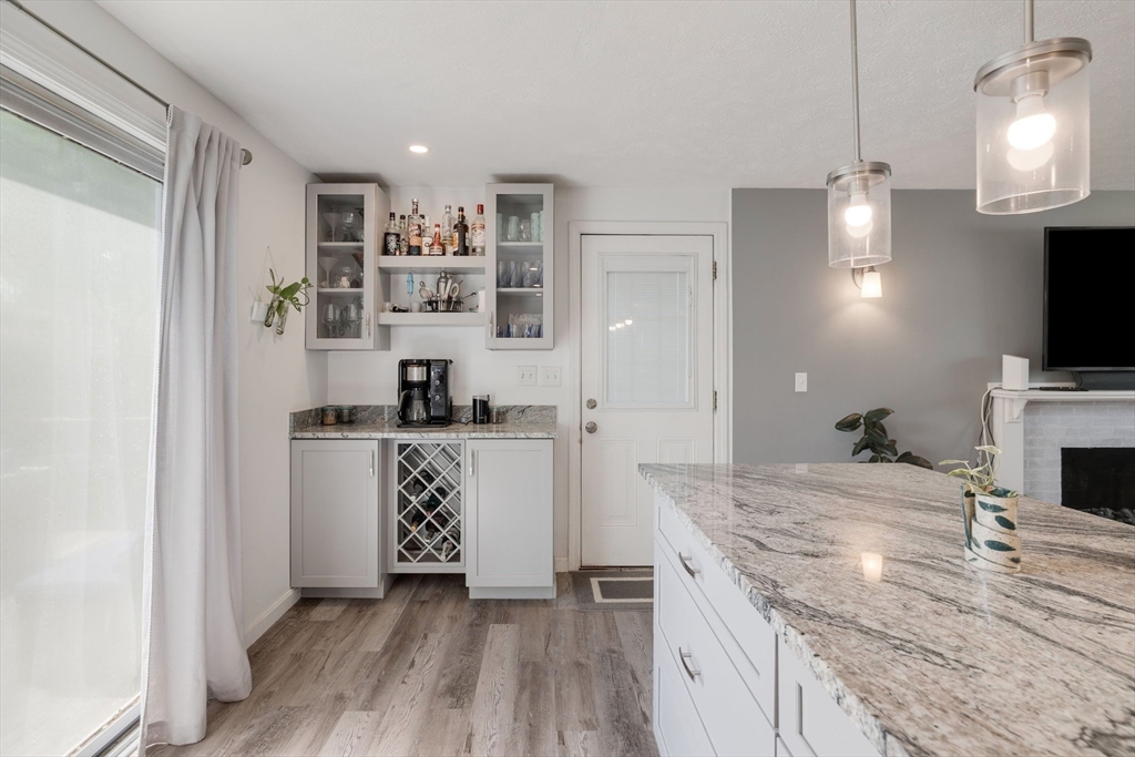853 Sandwich Road Falmouth, MA 02536 - Photo 8 of 28 Gallery Image 8