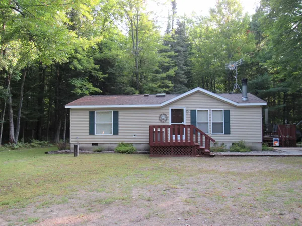 $219,000 | 15590 Valentine Lane, Mountain, WI 54149