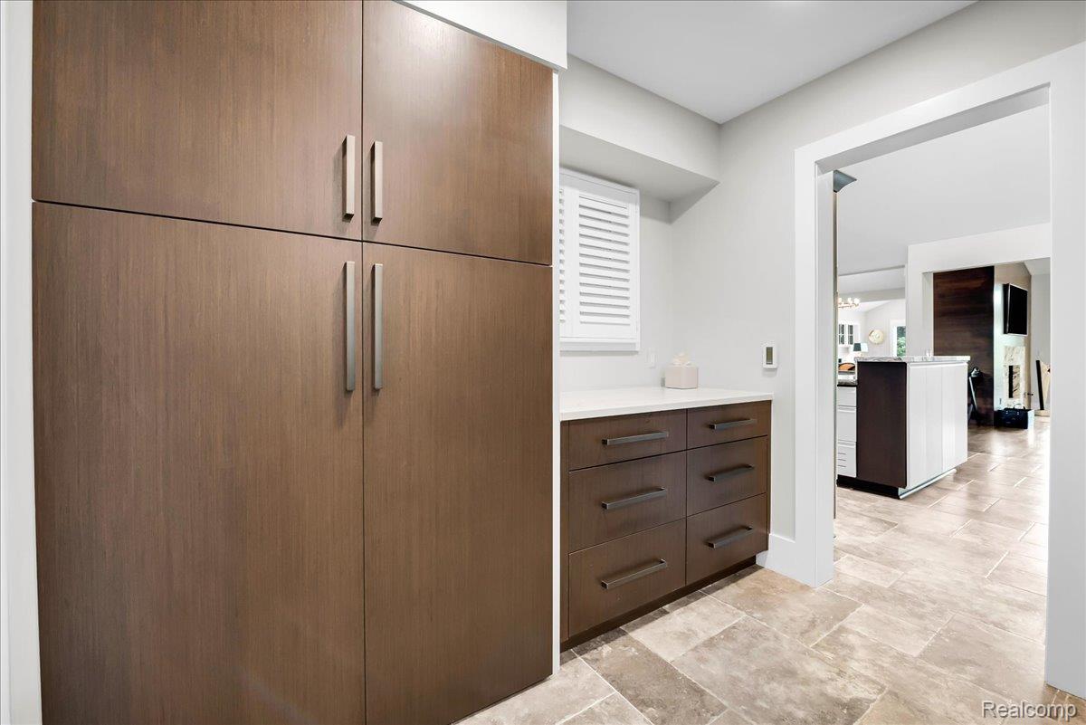 3816 West Maple Road Bloomfield Hills, MI 48301 - Photo 43 of 78 3816 W Maple_43.jpg