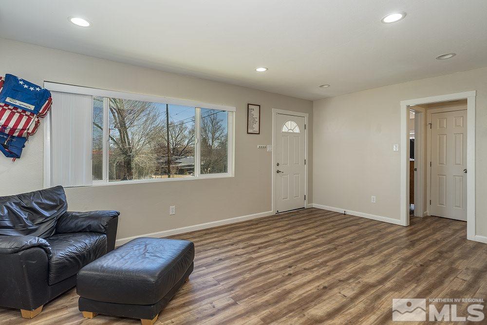 1265 Coleman Drive Reno, NV 89503 - Photo 4 of 18 Photo 4