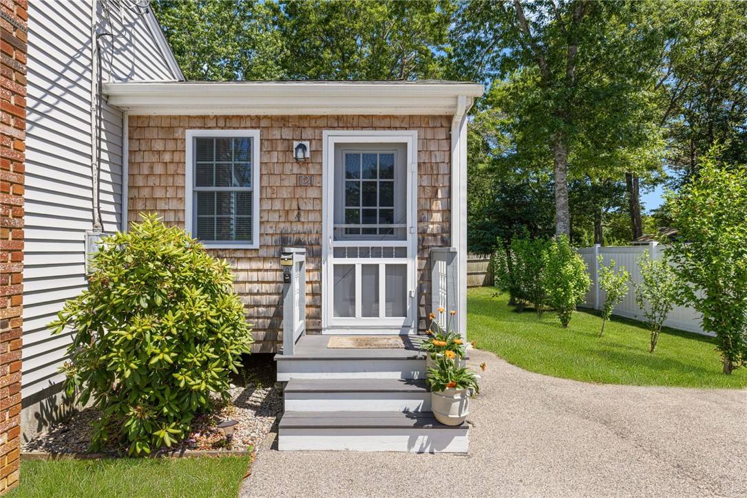 121 Balsam Road South Kingstown, RI 02879 - Photo 6 of 25