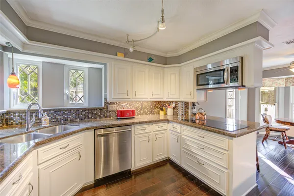 $3,300 | 22526 Cove Hollow Drive, Katy, TX 77450