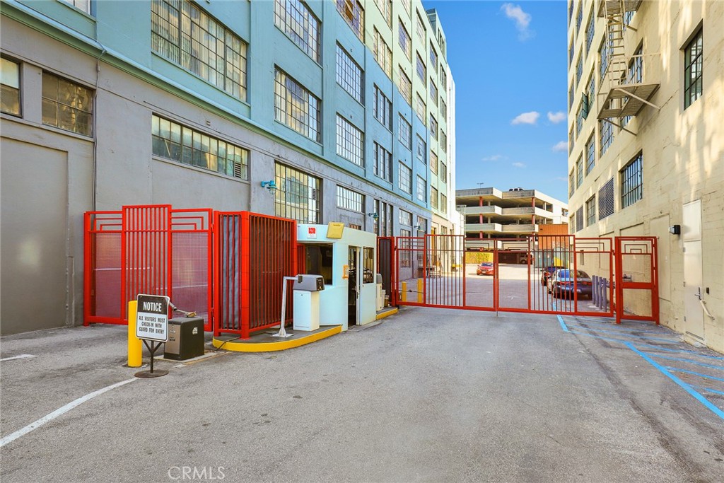 420 San Pedro Street, Unit 427 Los Angeles, CA 90013 - Photo 34 of 42