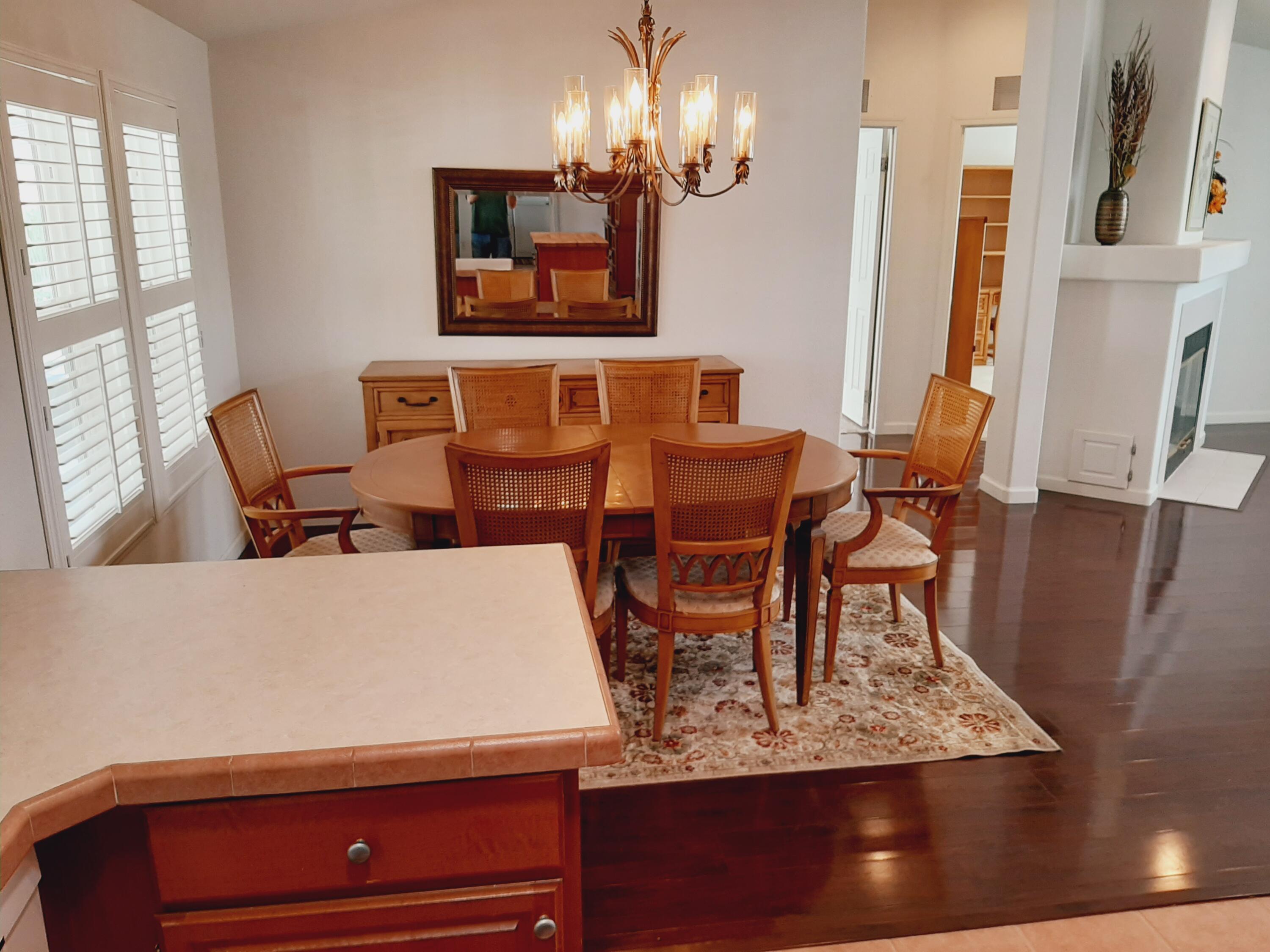 333 Old Mill Road, Unit 73 Santa Barbara, CA 93110 - Photo 9 of 26 Dining Room