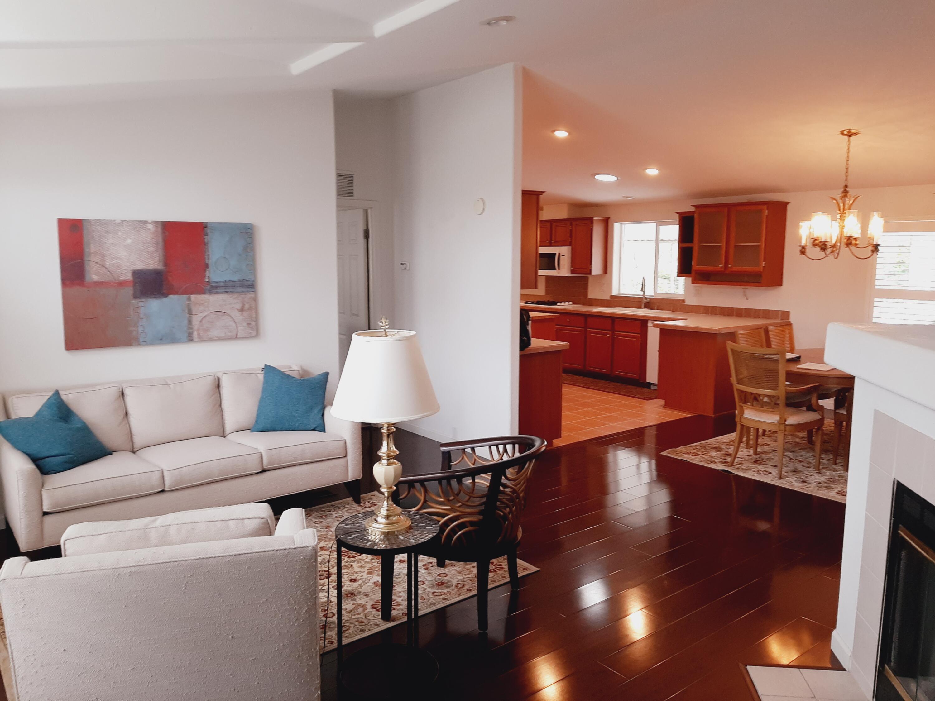333 Old Mill Road, Unit 73 Santa Barbara, CA 93110 - Photo 10 of 26 Living Room