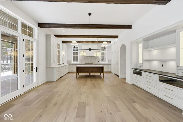 $2,395,000 | 10840 Dartmoor Court, Zionsville, IN 46077