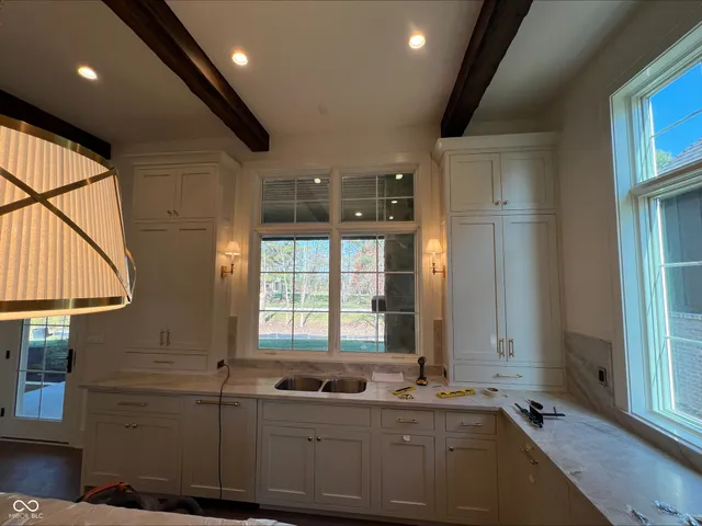 $2,395,000 | 10840 Dartmoor Court, Zionsville, IN 46077