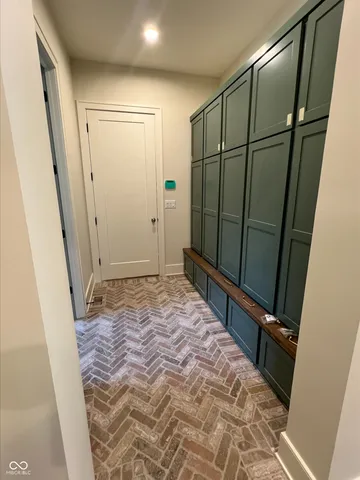 $2,395,000 | 10840 Dartmoor Court, Zionsville, IN 46077