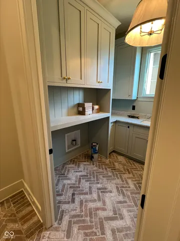 $2,395,000 | 10840 Dartmoor Court, Zionsville, IN 46077