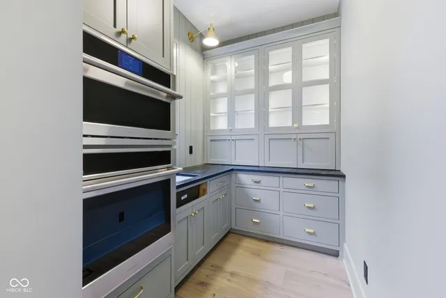 $2,395,000 | 10840 Dartmoor Court, Zionsville, IN 46077