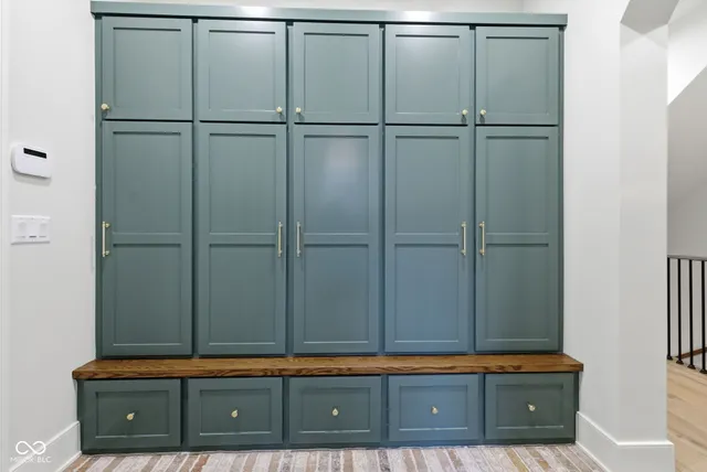 $2,395,000 | 10840 Dartmoor Court, Zionsville, IN 46077