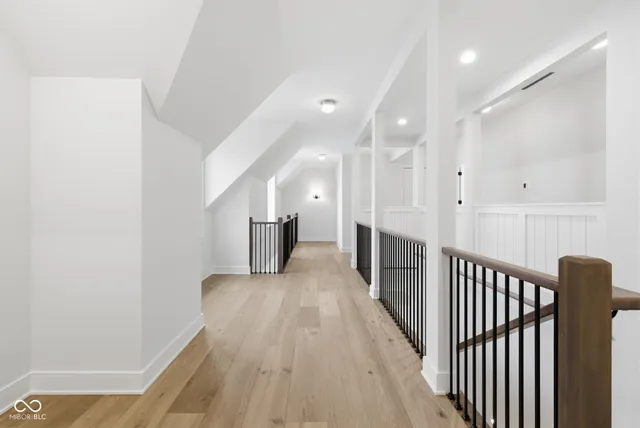 $2,395,000 | 10840 Dartmoor Court, Zionsville, IN 46077