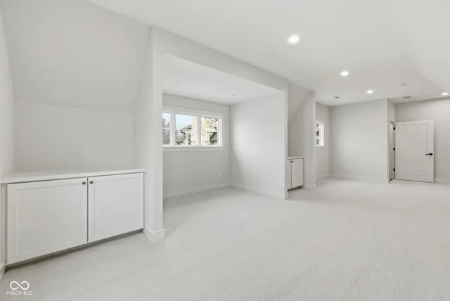 $2,395,000 | 10840 Dartmoor Court, Zionsville, IN 46077