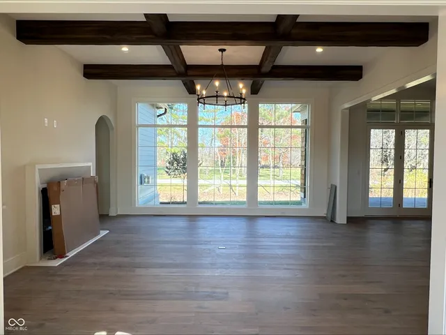 $2,395,000 | 10840 Dartmoor Court, Zionsville, IN 46077