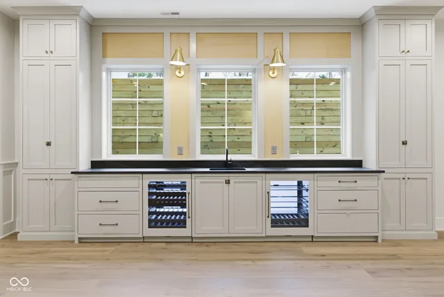 $2,395,000 | 10840 Dartmoor Court, Zionsville, IN 46077