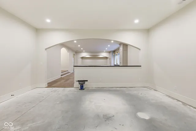 $2,395,000 | 10840 Dartmoor Court, Zionsville, IN 46077