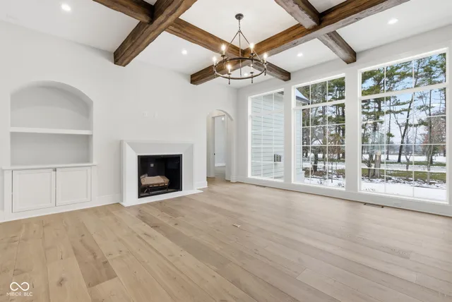 $2,395,000 | 10840 Dartmoor Court, Zionsville, IN 46077