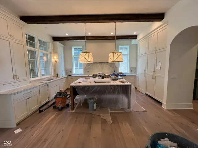 $2,395,000 | 10840 Dartmoor Court, Zionsville, IN 46077