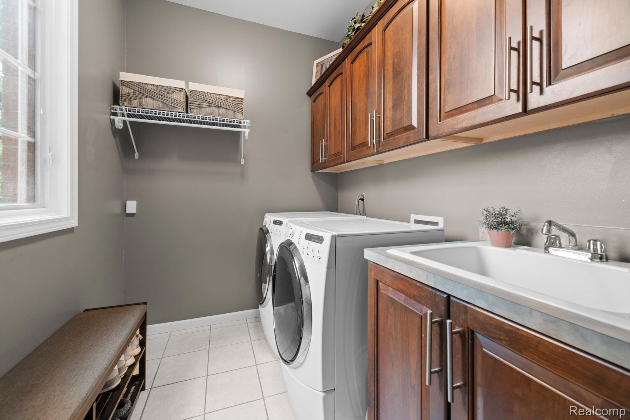 1476 Werth Drive Rochester, MI 48306 - Photo 22 of 55 first floor laundry