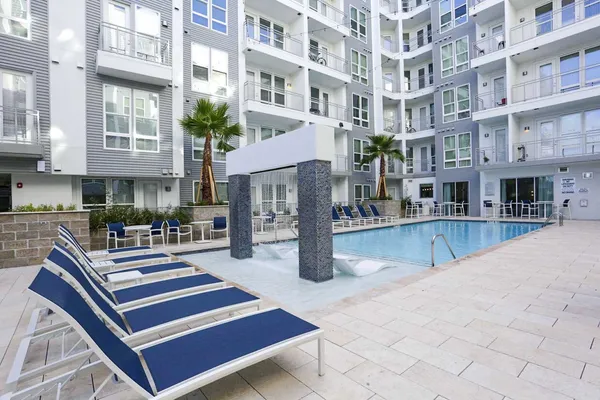 $1,435 | 1111 North Durham Drive, Unit 421, Houston, TX 77008